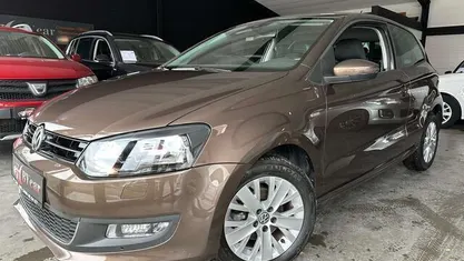 Bruin Occasion 2013 VW Polo Sedan | € 11.800 (Eerlijke prijs)