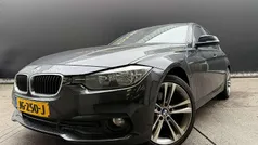 Zwart Gebruikt 2016 BMW 320 Sedan | € 9.950 (Goede deal)