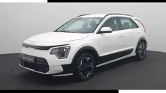 Wit Gebruikt 2023 Kia e-Niro 3 SUV | € 29.440 (Super prijs)