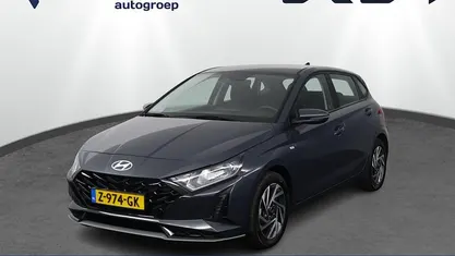 Grijs (metallic) Occasion 2024 Hyundai i20 Comfort Hatchback | € 16.950 (Super prijs)