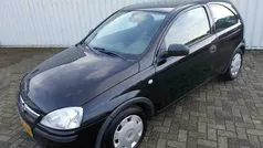 Gebruikt 2004 Opel Corsa Essentia Hatchback | € 995 (Eerlijke prijs)