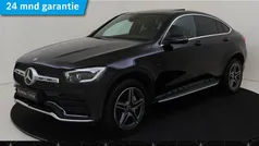 Zwart Gebruikt 2021 Mercedes GLC300 AMG line Coupé | € 47.945 (Eerlijke prijs)