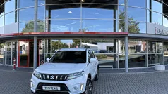 Wit, metallic lak Gebruikt 2023 Suzuki Vitara SUV | € 25.845 (Eerlijke prijs)