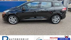 Zwart Gebruikt 2020 Renault Clio GrandTour Stationwagen | € 8.500 (Goede deal)