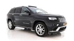 Brilliant black crystal pearl (zwart metallic) Gebruikt 2014 Jeep Grand Cherokee Overland SUV | € 19.445 (Eerlijke prijs)