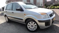 Gebruikt 2007 Ford Fusion MPV | € 3.750 (Eerlijke prijs)