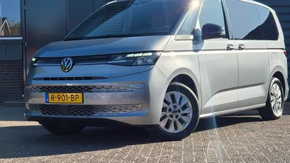 Occasion VW Multivan Edition 218 PK (160 kW) 2022 Grijs Van