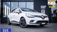 Wit Gebruikt 2017 Renault Clio IV Intens Hatchback | € 9.990 (Eerlijke prijs)