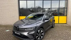 Gebruikt 2022 Renault Megane E-Tech Evolution Hatchback | € 21.845 (Goede deal)