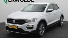 Wit Gebruikt 2020 VW T-Roc Business SUV | € 20.945 (Eerlijke prijs)