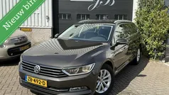 Bruin Gebruikt 2016 VW Passat Edition Stationwagen | € 9.995 (Super prijs)