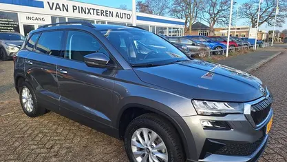 Gebruikt 2023 Skoda Karoq Ambition SUV | € 24.545 (Eerlijke prijs)