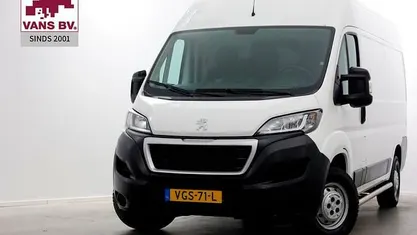 Occasion 2020 Peugeot Boxer Premium Van | € 16.950 (Eerlijke prijs)