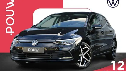 Zwart Gebruikt 2020 VW Golf VII Active Hatchback | € 22.450 (Eerlijke prijs)