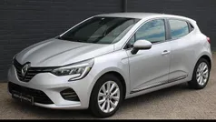 Grijs Gebruikt 2021 Renault Clio V Intens Hatchback | € 13.745 (Eerlijke prijs)