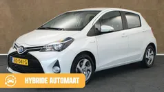 Gebruikt 2015 Toyota Yaris Hybrid Hatchback | € 14.645 (Eerlijke prijs)