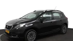 Zwart Gebruikt 2018 Peugeot 2008 Active SUV | € 9.450 (Goede deal)