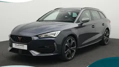 Grijs, metallic lak Gebruikt 2021 Cupra Leon VZ Stationwagen | € 25.900 (Eerlijke prijs)
