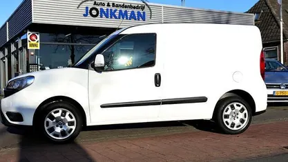 Wit Gebruikt 2017 Fiat Doblò MPV | € 9.480 (Goede deal)