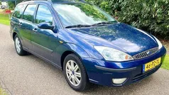 Blauw, metallic lak Gebruikt 2005 Ford Focus Stationwagen | € 899 (Eerlijke prijs)