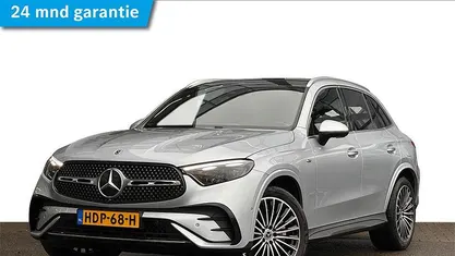 Zilver Occasion 2025 Mercedes GLC300e AMG line SUV | € 66.900 (Goede deal)