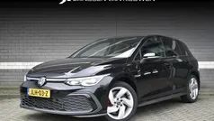Zwart Gebruikt 2022 VW Golf VIII GTE Hatchback | € 24.445 (Eerlijke prijs)