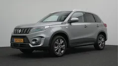 Grijs Gebruikt 2021 Suzuki Vitara SUV | € 23.425 (Eerlijke prijs)
