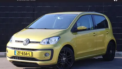 Occasion VW up! high up! 2019 Geel Hatchback