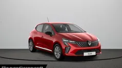 Gebruikt 2025 Renault Clio V Evolution Hatchback | € 26.065 (Eerlijke prijs)
