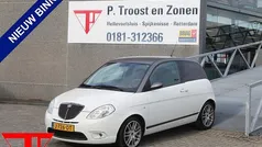 Grijs Gebruikt 2009 Lancia Ypsilon Hatchback | € 1.950 (Eerlijke prijs)