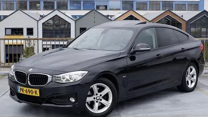 Occasion 2015 BMW 320 Sport Line Hatchback | € 12.950 (Eerlijke prijs)