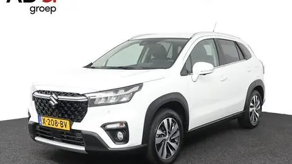 Wit Gebruikt 2023 Suzuki SX4 S-Cross Style SUV | € 26.950 (Eerlijke prijs)