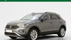 Gebruikt 2025 VW T-Roc Life SUV | € 37.450 (Eerlijke prijs)