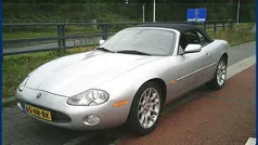 Grijs Gebruikt 2001 Jaguar XKR Cabriolet | € 12.950 (Super prijs)