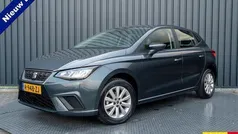 Grijs Gebruikt 2023 Seat Ibiza Style Hatchback | € 17.450 (Eerlijke prijs)