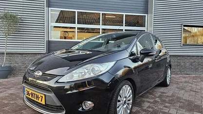 Zwart Gebruikt 2009 Ford Fiesta Titanium Hatchback | € 4.150 (Goede deal)