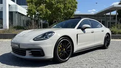 Grijs Gebruikt 2017 Porsche Panamera Sedan | € 54.950 (Goede deal)