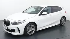 Gebruikt 2022 BMW 118 Basis Hatchback | € 21.940 (Goede deal)