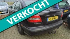 Paars Gebruikt 1999 Volvo S40 Sedan | € 595 (Eerlijke prijs)