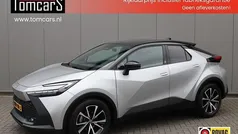 Grijs Gebruikt 2024 Toyota C-HR SUV | € 32.950 (Super prijs)