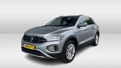 Grijs Gebruikt 2024 VW T-Roc Edition SUV | € 30.950 (Goede deal)