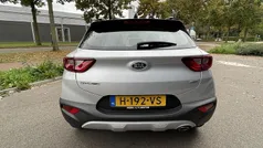 Gebruikt 2020 Kia Stonic SUV | € 15.900 (Eerlijke prijs)