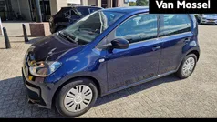 Blauw Gebruikt 2015 VW up! move up! Hatchback | € 9.840 (Eerlijke prijs)