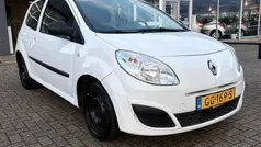 Wit Gebruikt 2009 Renault Twingo Authentique Hatchback | € 1.999 (Eerlijke prijs)