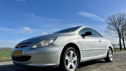 Occasion Peugeot 307 CC 136 PK (100 kW) 2005 Cabriolet