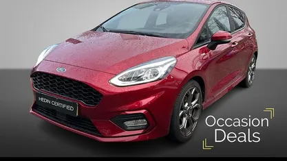 Rood Occasion 2021 Ford Fiesta ST-Line Hatchback | € 16.945 (Eerlijke prijs)