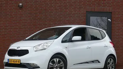 Occasion 2016 Kia Venga Hatchback | € 9.950 (Goede deal)