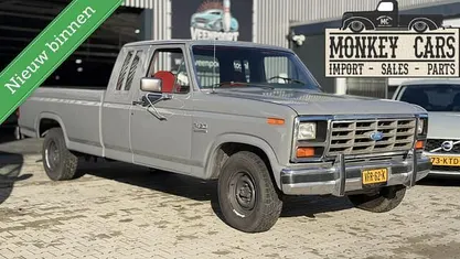 Occasion 1986 Ford V8 Pickup | € 15.900