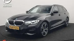 Zwart Gebruikt 2022 BMW 330e M Sport Stationwagen | € 30.940 (Super prijs)