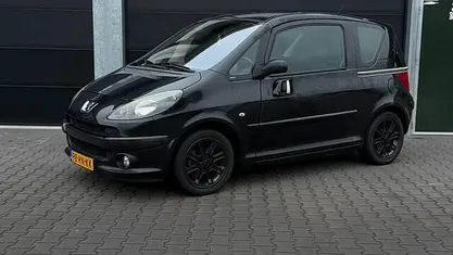 Gebruikt 2005 Peugeot 1007 MPV | € 3.199 (Eerlijke prijs)